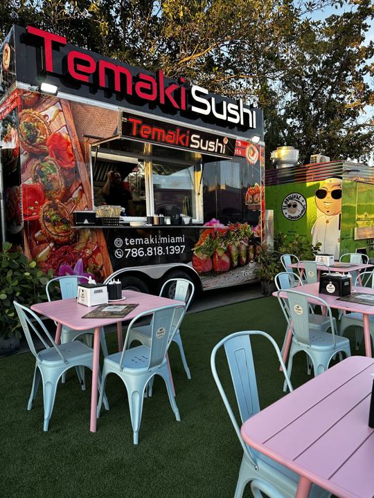 Temaki Sushi food truck with pink patio seating